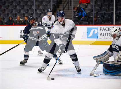 Thumbnail 2 in Dakota Ridge vs. Valor Christian (CHSAA 5A Semifinal) photogallery.