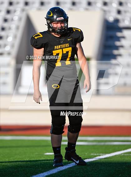 Thumbnail 2 in Tomball vs Klein Oak photogallery.