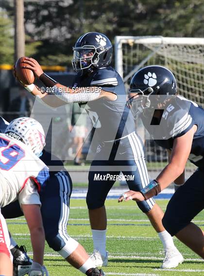 Thumbnail 2 in Tamalpais @ Marin Catholic (CIF NCS D4 Semifinal) photogallery.