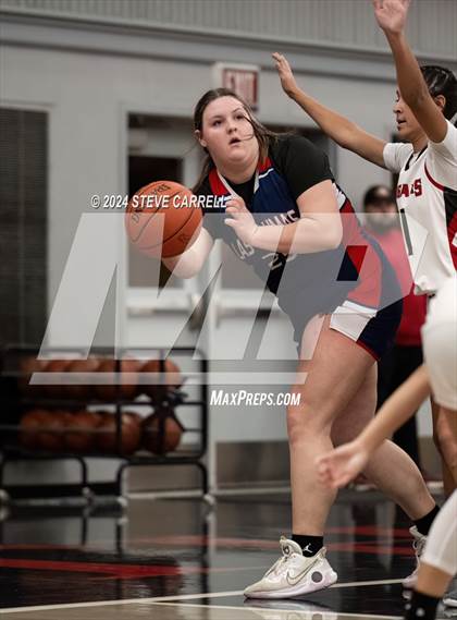Thumbnail 2 in Las Plumas @ Foothill (CIF NS Division 3 Round 1) photogallery.