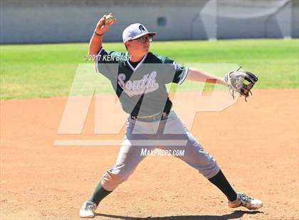 Thumbnail 1 in South @ Camarillo photogallery.