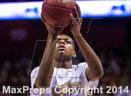 Thumbnail 3 in Valley Regional vs. Sacred Heart (CIAC Class S Final) photogallery.