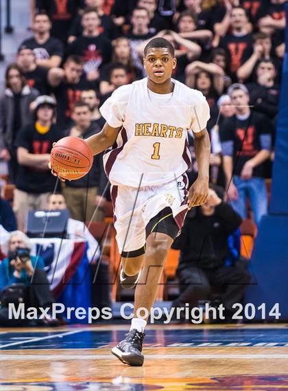 Thumbnail 1 in Valley Regional vs. Sacred Heart (CIAC Class S Final) photogallery.