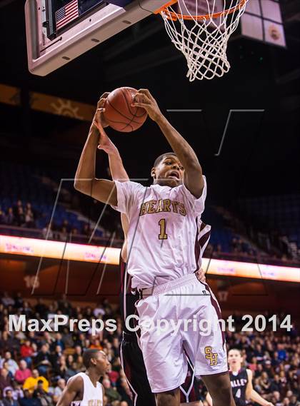Thumbnail 1 in Valley Regional vs. Sacred Heart (CIAC Class S Final) photogallery.