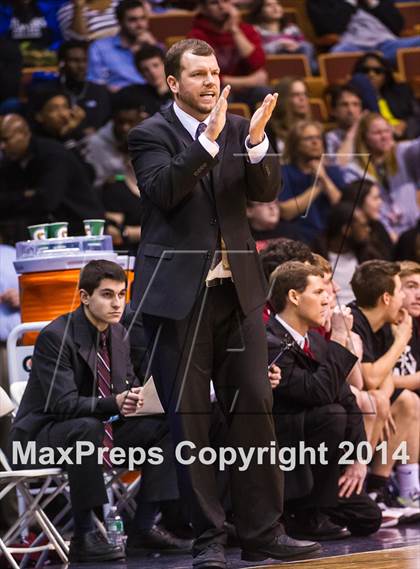 Thumbnail 1 in Valley Regional vs. Sacred Heart (CIAC Class S Final) photogallery.