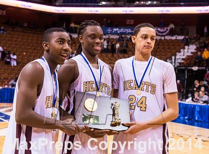 Thumbnail 2 in Valley Regional vs. Sacred Heart (CIAC Class S Final) photogallery.