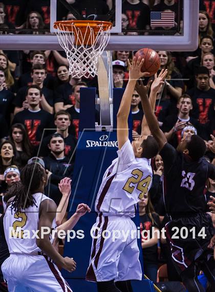 Thumbnail 3 in Valley Regional vs. Sacred Heart (CIAC Class S Final) photogallery.