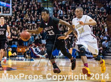 Thumbnail 2 in Valley Regional vs. Sacred Heart (CIAC Class S Final) photogallery.