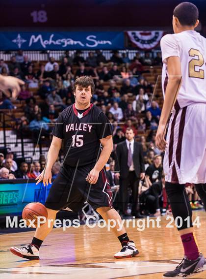 Thumbnail 1 in Valley Regional vs. Sacred Heart (CIAC Class S Final) photogallery.