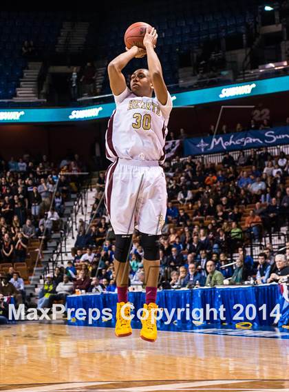 Thumbnail 2 in Valley Regional vs. Sacred Heart (CIAC Class S Final) photogallery.
