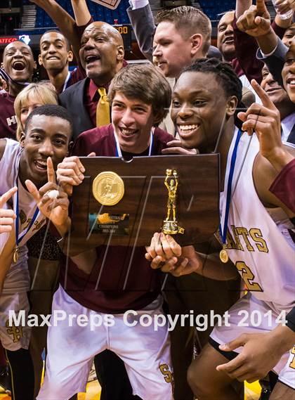 Thumbnail 1 in Valley Regional vs. Sacred Heart (CIAC Class S Final) photogallery.