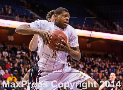 Thumbnail 2 in Valley Regional vs. Sacred Heart (CIAC Class S Final) photogallery.