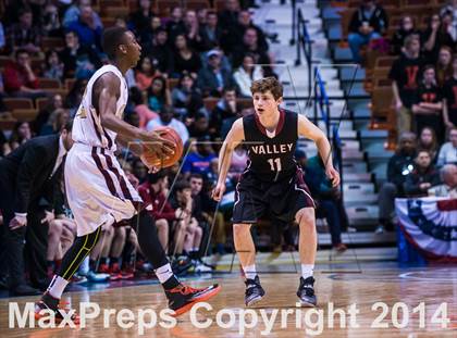 Thumbnail 3 in Valley Regional vs. Sacred Heart (CIAC Class S Final) photogallery.