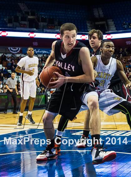 Thumbnail 1 in Valley Regional vs. Sacred Heart (CIAC Class S Final) photogallery.