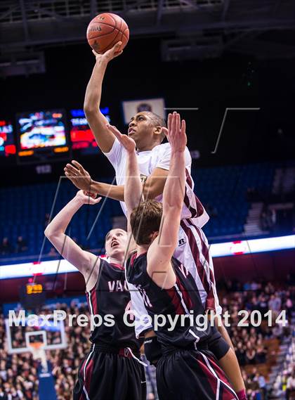Thumbnail 2 in Valley Regional vs. Sacred Heart (CIAC Class S Final) photogallery.