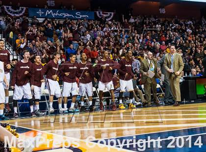 Thumbnail 2 in Valley Regional vs. Sacred Heart (CIAC Class S Final) photogallery.