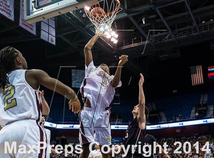 Thumbnail 1 in Valley Regional vs. Sacred Heart (CIAC Class S Final) photogallery.