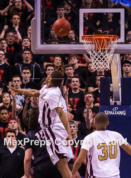 Thumbnail 1 in Valley Regional vs. Sacred Heart (CIAC Class S Final) photogallery.