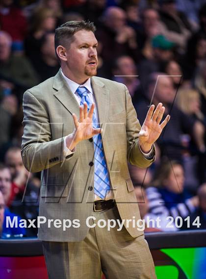 Thumbnail 3 in Valley Regional vs. Sacred Heart (CIAC Class S Final) photogallery.