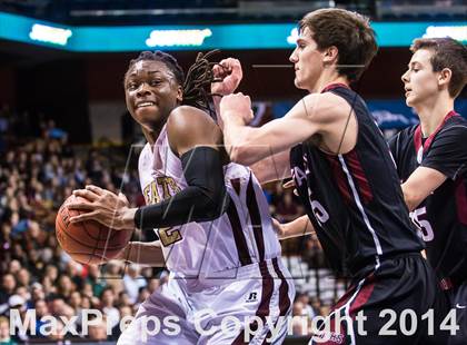 Thumbnail 2 in Valley Regional vs. Sacred Heart (CIAC Class S Final) photogallery.