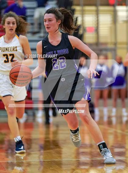 Thumbnail 3 in Brownsburg vs. Mooresville (IHSAA 4A First Round Playoff) photogallery.