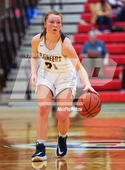 Thumbnail 2 in Brownsburg vs. Mooresville (IHSAA 4A First Round Playoff) photogallery.