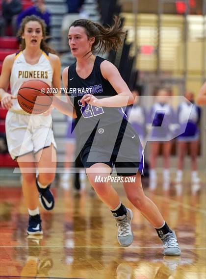 Thumbnail 1 in Brownsburg vs. Mooresville (IHSAA 4A First Round Playoff) photogallery.