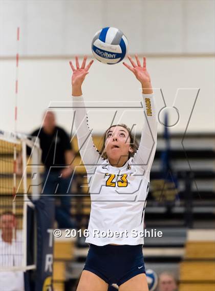 Thumbnail 2 in Del Oro @ Oak Ridge photogallery.