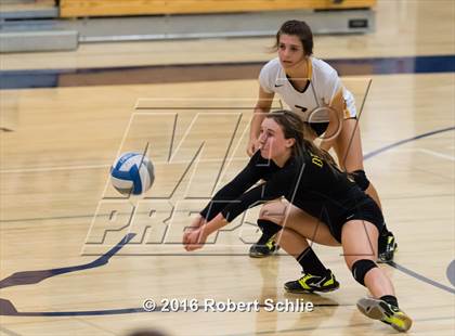 Thumbnail 3 in Del Oro @ Oak Ridge photogallery.