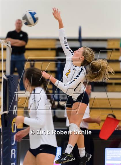 Thumbnail 1 in Del Oro @ Oak Ridge photogallery.