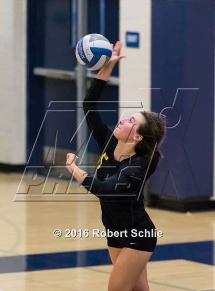 Thumbnail 2 in Del Oro @ Oak Ridge photogallery.