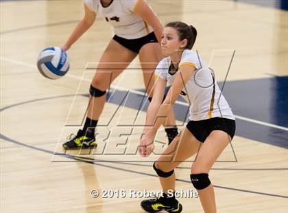 Thumbnail 2 in Del Oro @ Oak Ridge photogallery.