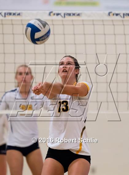 Thumbnail 1 in Del Oro @ Oak Ridge photogallery.
