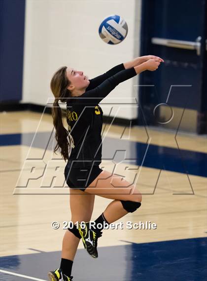 Thumbnail 3 in Del Oro @ Oak Ridge photogallery.