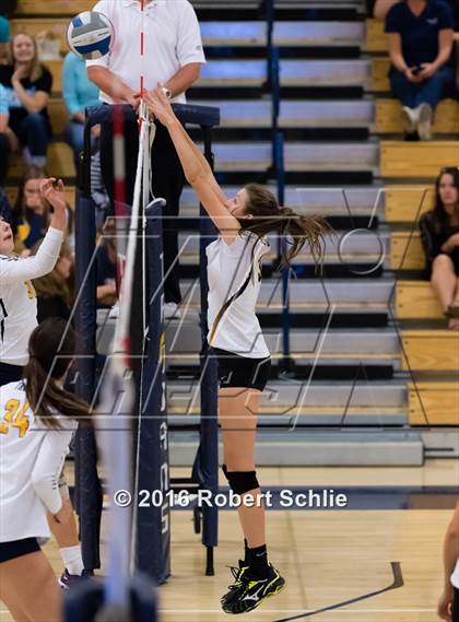 Thumbnail 3 in Del Oro @ Oak Ridge photogallery.