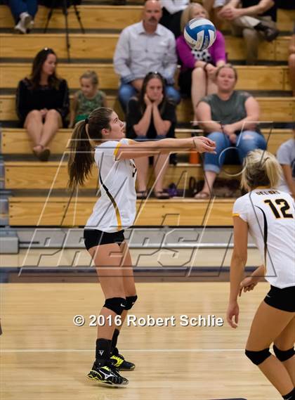 Thumbnail 2 in Del Oro @ Oak Ridge photogallery.
