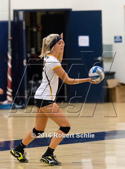 Thumbnail 3 in Del Oro @ Oak Ridge photogallery.