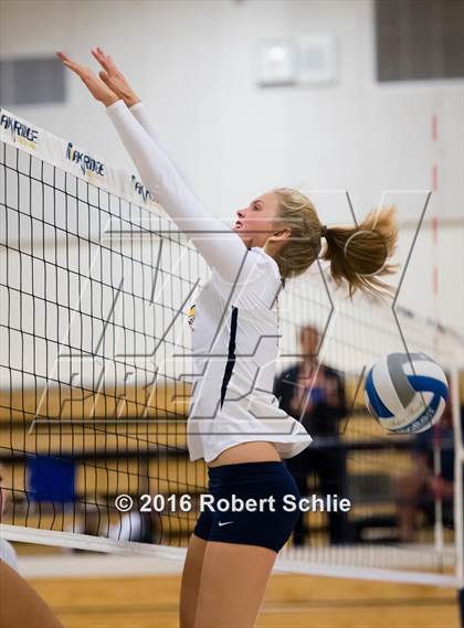 Thumbnail 2 in Del Oro @ Oak Ridge photogallery.