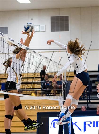 Thumbnail 3 in Del Oro @ Oak Ridge photogallery.