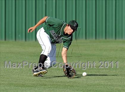 Thumbnail 3 in Pottsboro vs Paradise (2A Region 2 Area Playoffs) photogallery.