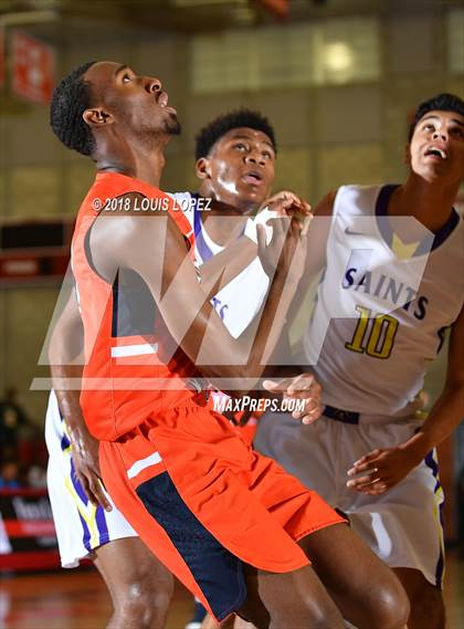 Thumbnail 3 in St. Augustine vs. Whitney Young (Nike Extravaganza) photogallery.