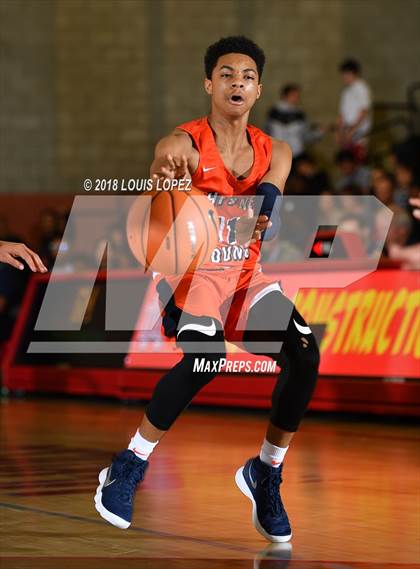 Thumbnail 3 in St. Augustine vs. Whitney Young (Nike Extravaganza) photogallery.
