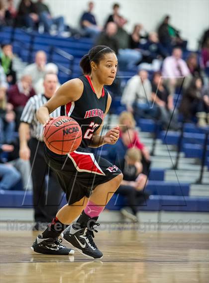 Thumbnail 2 in Heritage vs Woodgrove (Dulles District Semifinal) photogallery.