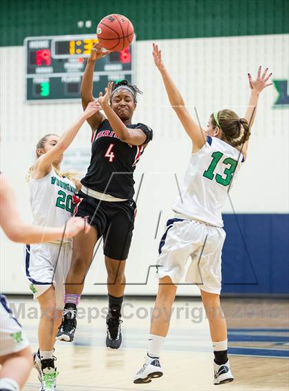 Thumbnail 3 in Heritage vs Woodgrove (Dulles District Semifinal) photogallery.