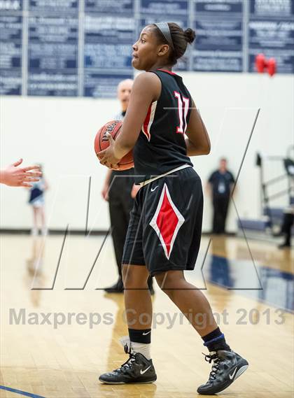 Thumbnail 2 in Heritage vs Woodgrove (Dulles District Semifinal) photogallery.