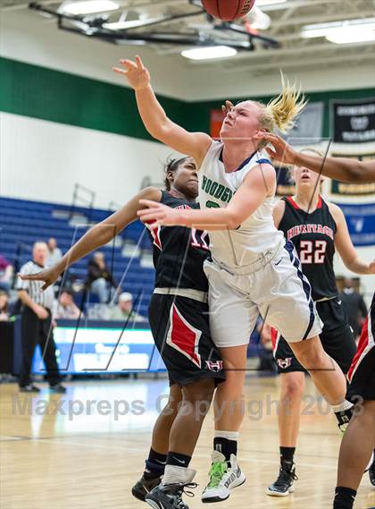 Thumbnail 1 in Heritage vs Woodgrove (Dulles District Semifinal) photogallery.