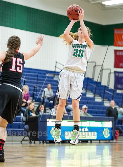 Thumbnail 3 in Heritage vs Woodgrove (Dulles District Semifinal) photogallery.