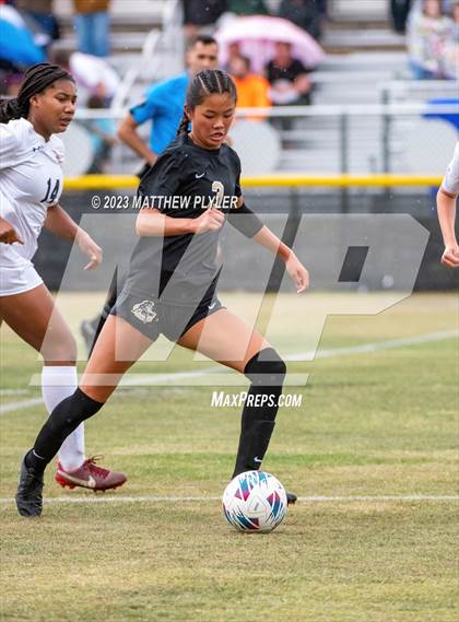 Thumbnail 3 in Franklin Academy vs Clinton (NCHSAA 2A - Fourth Round) photogallery.
