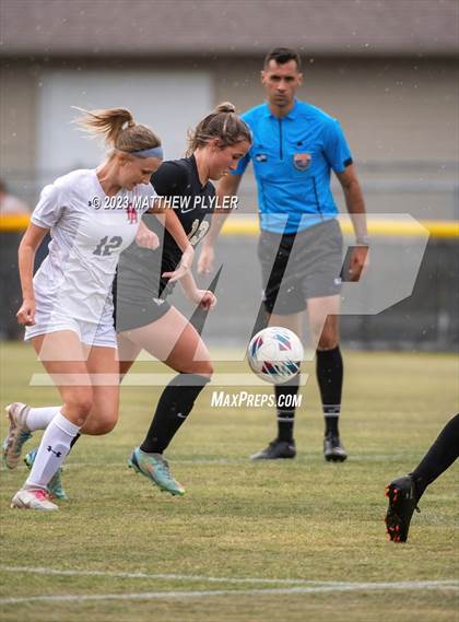Thumbnail 1 in Franklin Academy vs Clinton (NCHSAA 2A - Fourth Round) photogallery.