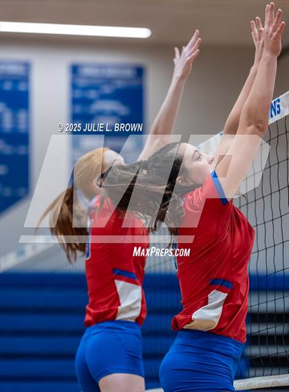 Thumbnail 1 in JV: Roncalli @ Indianapolis Bishop Chatard photogallery.